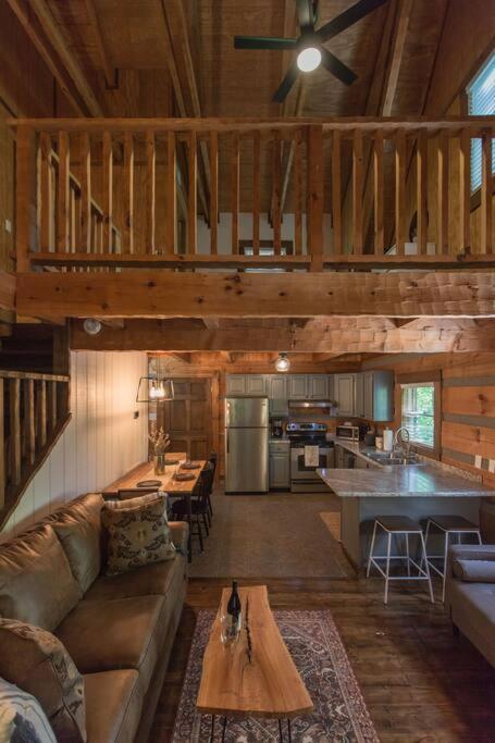 Southern Oak Cabin - Newly Remodeled - Close To All Attractions Sevierville Luaran gambar